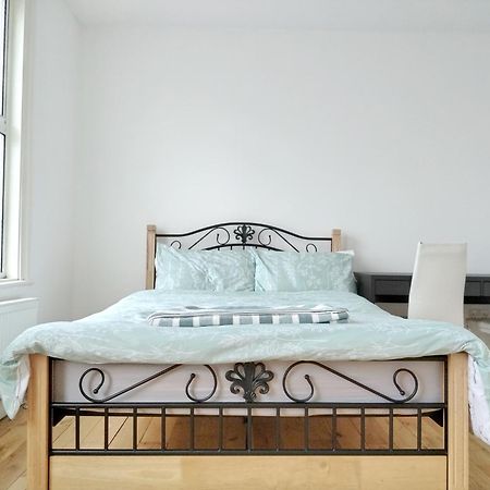 Cosy Rooms Near Canary Wharf & The O2 Londra Exterior foto